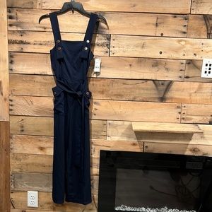 New never worn, Navy Blue jumper.